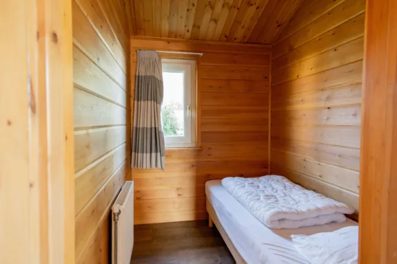 1 persoons slaapkamer Finse bungalow 5 personen de Riesen Terschelling
